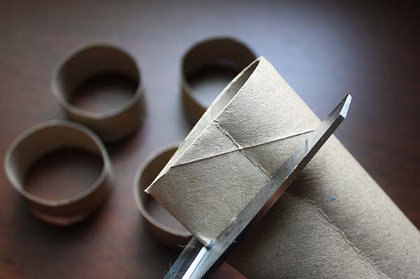 How to Make Napkin Rings for Your Next Dinner Party