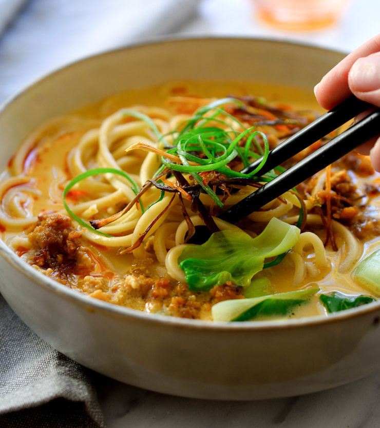 vegan ramen noodle soup