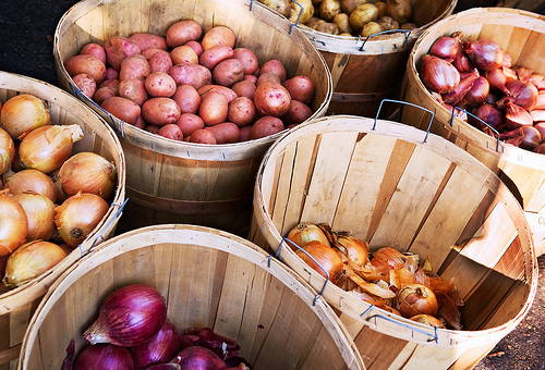 Stock Up on Storage-Friendly Produce at Your Final Farmers Market