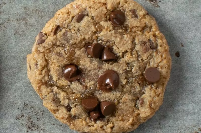 Vegan Chocolate Chip Cookies